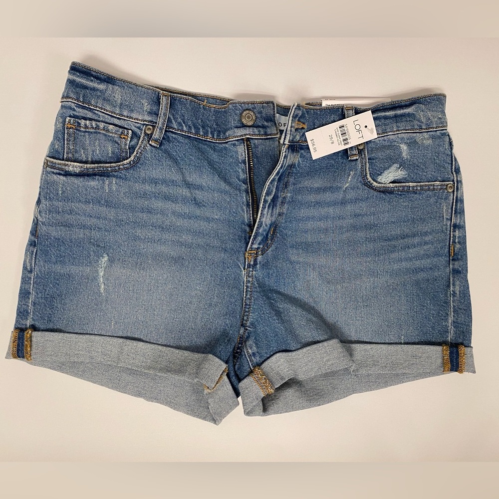 LOFT cuffed demon short 3” inseam size 8 NWT